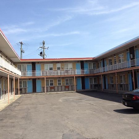 Motel Saint-Jacques มอนทรีอัล ภายนอก รูปภาพ