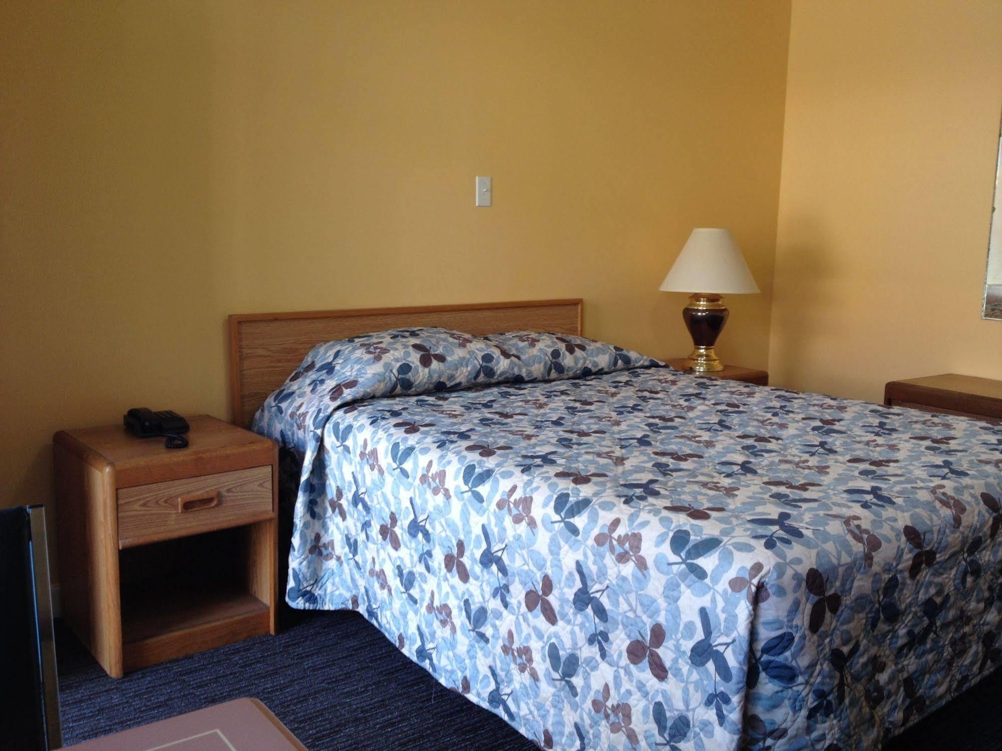 Motel Saint-Jacques มอนทรีอัล ภายนอก รูปภาพ